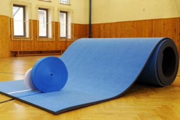 Gymnastics mat / roll mat with slats